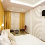 Noar Boutique 4*